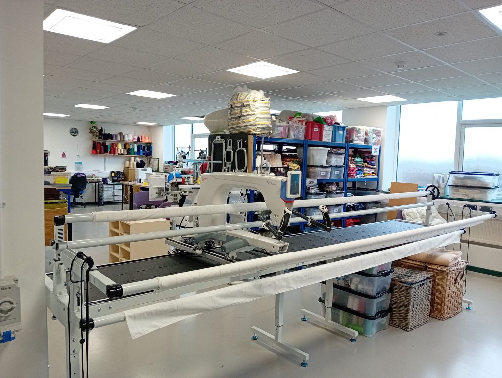 An image of our Grace Q'Nique long arm quilting machine